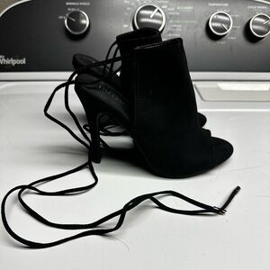 🖤Tie up black stiletto heels🖤